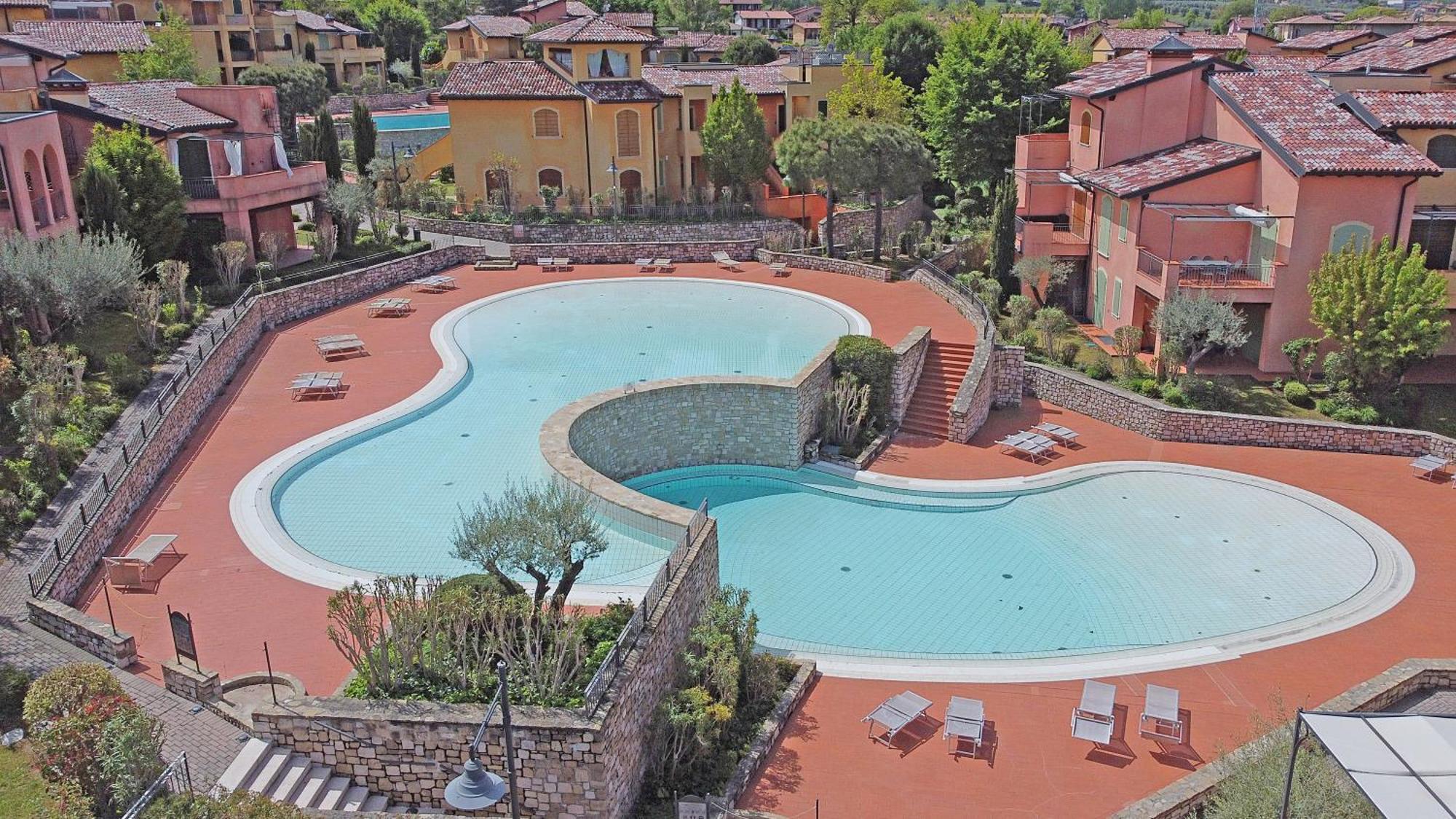 Borgo Del Torchio Apartments By Wonderful Italy Manerba del Garda Exterior foto